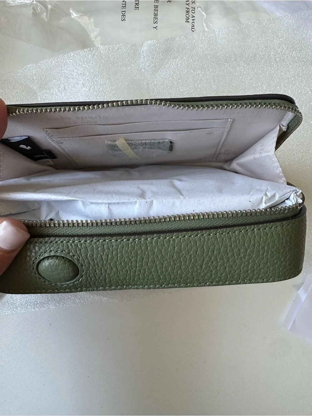 Kate Spade Camera Wrislet